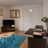 Отель Lovely 2-bed House in the Heart of Woodhouse, фото 16