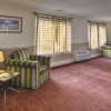 Отель La Quinta Inn & Suites by Wyndham Danbury, фото 14