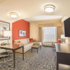 Отель La Quinta Inn & Suites by Wyndham Smyrna TN - Nashville, фото 4
