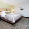 Отель Candlewood Suites Columbia East, an IHG Hotel, фото 5