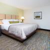 Отель Candlewood Suites Columbia East, an IHG Hotel, фото 11