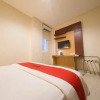 Отель RedDoorz Near Ambon Plaza, фото 20