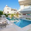 Отель Sanders Olive - Chic 1-bdr Apt With Shared Pool, фото 16