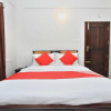 Отель OYO 12033 Hotel Royal Residence, фото 13