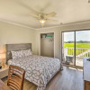 Отель St Helena Island Retreat w/ Deck: Walk to Beach, фото 5