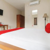 Отель RedDoorz Plus near Cibubur Junction, фото 2