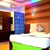 Отель Rooms with 1 king size bedded + 2 single Cart Beds + AC, фото 15