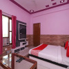Отель OYO 12065 Hotel Raj Palace, фото 14
