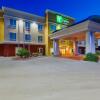 Отель Holiday Inn Express & Suites Alpine Southeast, an IHG Hotel, фото 23