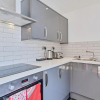 Отель Urban Heights - two Bedroom two Bathroom Loft Style Apartment - Fast Wifi, фото 7