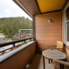 Отель Mountain View Ski-In Ski-Out Condo - Zephyr Mountain Lodge Premium-Rated 2516, фото 8