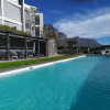 Отель Camps Bay Studio Apartment - Luxurious With Stunning sea View, фото 1