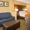 Отель Comfort Suites near I-80 and I-94, фото 6