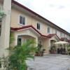 Отель Staycation Apartment в Сан Педро