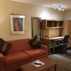 Отель Hawthorn Suites by Wyndham Louisville North, фото 16