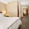 Отель Days Inn & Suites by Wyndham Cochrane, фото 4