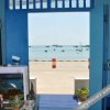 Отель Weizhou Island Boluo Dehai Siren Seaview Hostel, фото 1