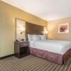 Отель Quality Inn & Suites Downtown, фото 25