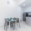Отель OYO 469 Home 2 BR Robertson Bukit Bintang Spacious Condo, фото 11
