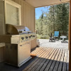 Отель Pine Tree Cottage 3 Bedroom Home by NW Comfy Cabins by RedAwning, фото 23
