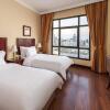 Отель Mercure Grand Hotel Seef / All Suites, фото 14