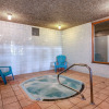 Отель Days Inn by Wyndham Vernon, фото 14