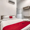 Отель Formerly Reddoorz Near Binus Anggrek 2, фото 5