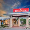 Отель Ramada by Wyndham Gananoque Provincial Inn, фото 4