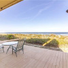 Отель Hunter's Haven, 2 Bedrooms, Sleeps 6, Ocean Front, Pet Friendly, фото 8