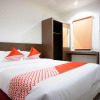 Отель OYO 2886 Her Mandiri Guest House, фото 3