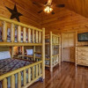 Отель Grand View Lodge - 10 Br Home, фото 13