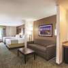 Отель La Quinta Inn & Suites by Wyndham Portland Airport, фото 7