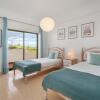 Отель Acqua Vista Family Apartment - 200M from BEACH, фото 9