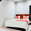 Отель OYO 90438 Mampang 34 Residence, фото 5