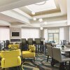 Отель La Quinta Inn & Suites by Wyndham Orlando UCF, фото 46