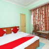 Отель Oyo 44250 New Hotel Shivlok, фото 15