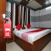 Отель OYO 28835 Hotel Star, фото 8