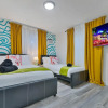 Отель Vacay Spot Wynwood Fun 8 to 28guests 4kitchens BBQ, фото 7