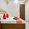 Отель OYO Flagship 70294 Makkar's Rest Inn, фото 1