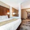 Отель Comfort Suites University, фото 6