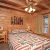 Отель Bear Mountain Memories by Heritage Cabin Rentals, фото 12