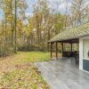 Отель Modern Holiday Home in Stramproy in a Natural Park, фото 20