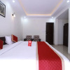 Отель OYO 12017 Sai Swastik, фото 12