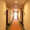 Отель GreenTree Inn Shanghai Songjiang Dongjing Tongle Road Happy Valley Bus, фото 12
