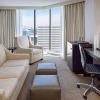 Отель DoubleTree by Hilton Hotel Houston - Greenway Plaza, фото 8