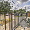 Отель Stylish Houston Townhome ~ 3 Mi to Downtown!, фото 8