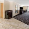Отель La Quinta Inn & Suites by Wyndham Moab, фото 33