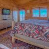 Отель Blackberry Lodge by Escape to Blue Ridge, фото 22