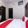 Отель OYO 14975 City Guest House, фото 13