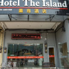 Отель The Island Hotel, фото 1